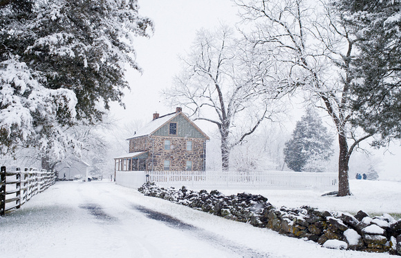 Snowing in Gettysburg